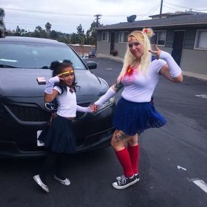 Meet your Posher, Mandi